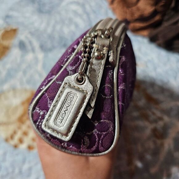 Vintage Coach Y2k Purple Metallic Lurex Cosmetic Pouch Purse - Picture 4 of 6